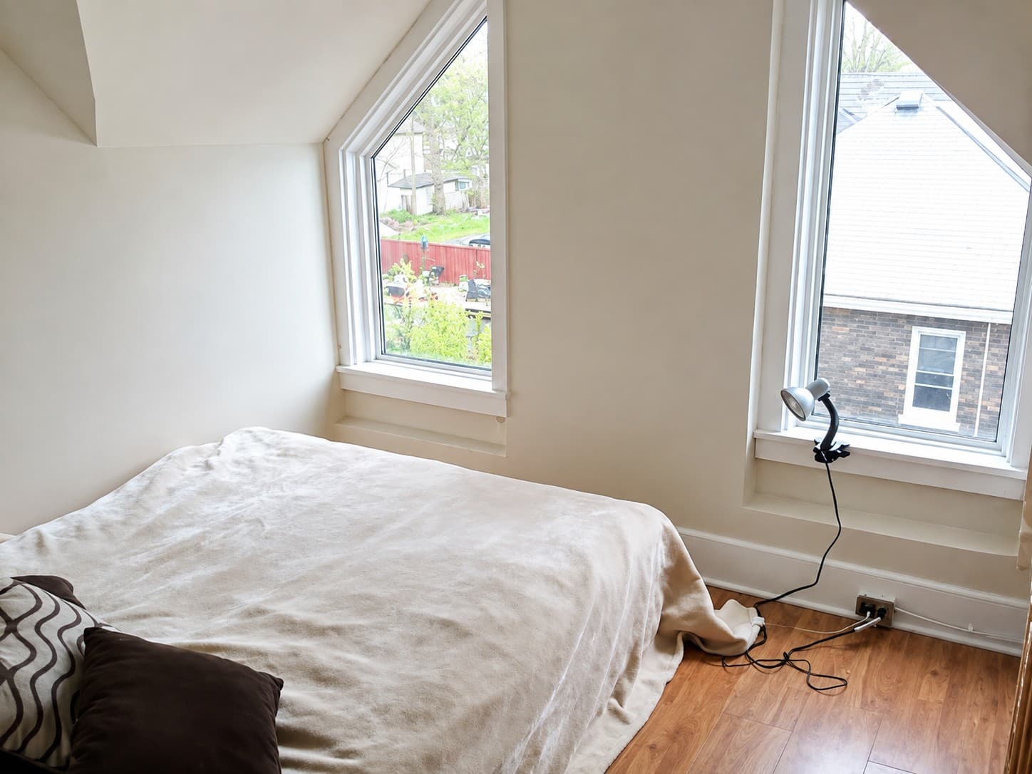 Colborne Apartments — 585 — bedroom