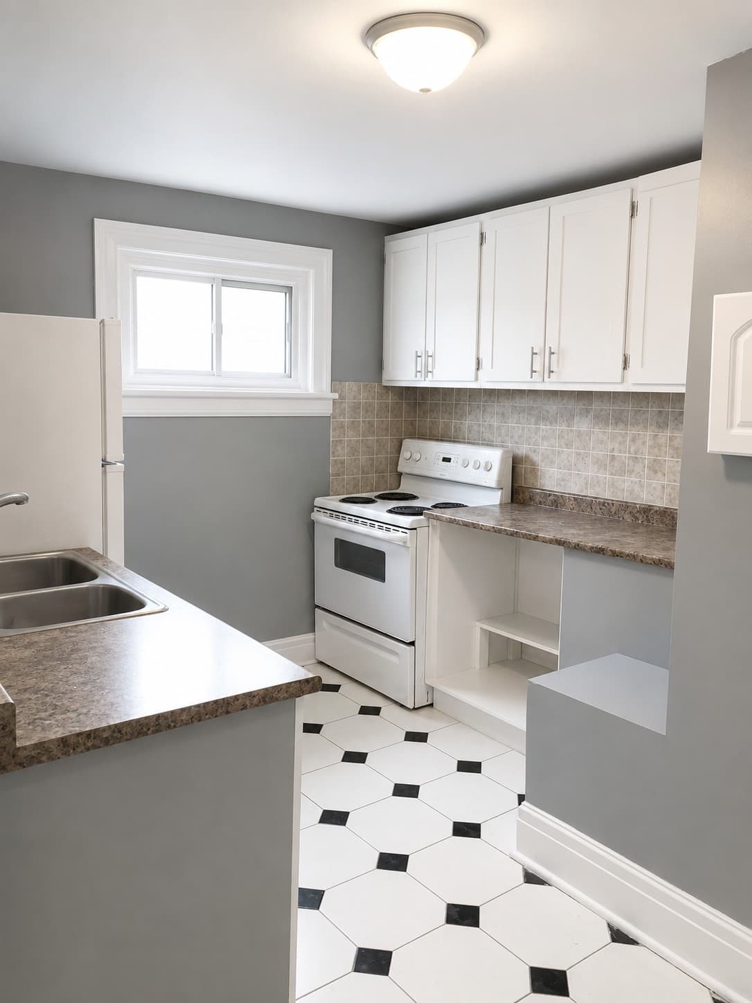 Horton Apartments — kitchen